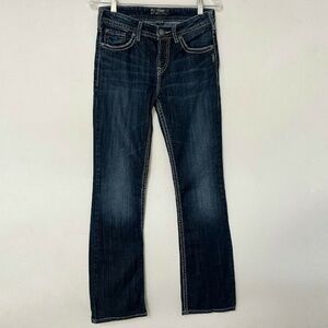 Silver Natsuki Bootcut Jeans Mid Rise Dark Wash Buckle Denim Stretch Women Sz 28